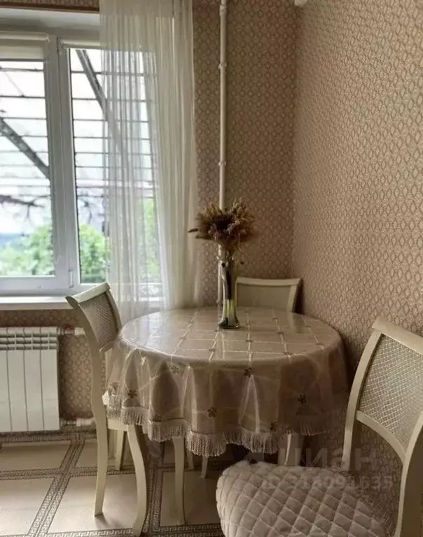 2-к кв. Дагестан, Каспийск Комсомольская ул., 6 (60.0 м) - Фото 1