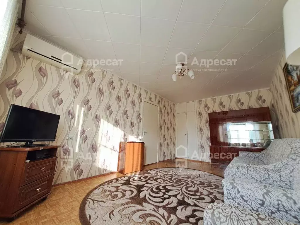 3-к кв. Волгоградская область, Волгоград Невская ул., 18 (64.4 м) - Фото 0