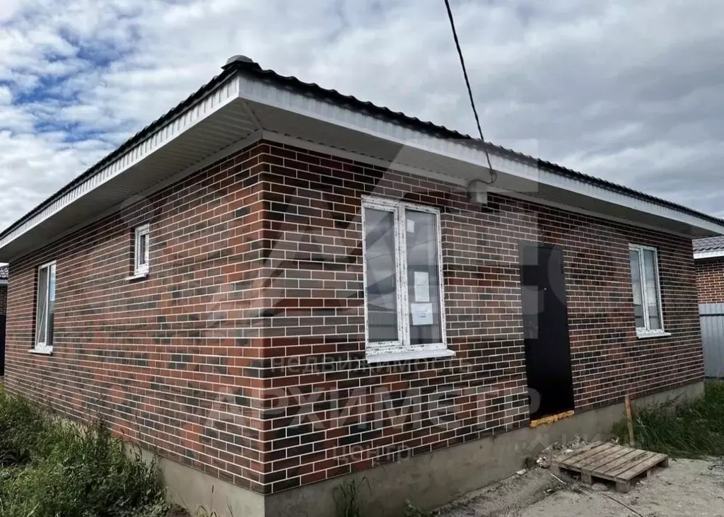 Дом в Курская область, Курский район, Рышковский сельсовет, Кислино ... - Фото 1