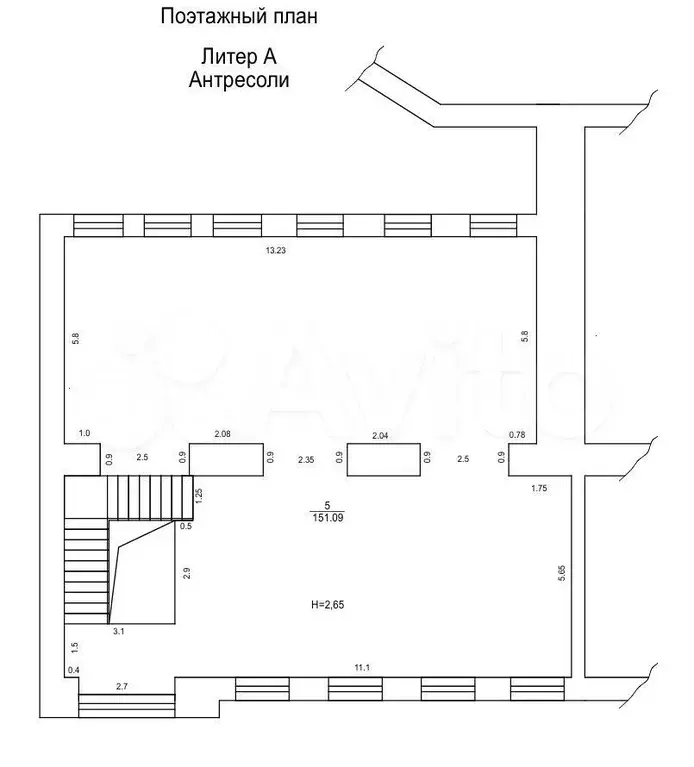 Свободного назначения с антресолью в Центре 303,6 - Фото 1