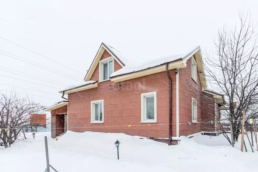 Дом в Омская область, Кормиловский район, с. Черниговка Школьная ул. ... - Фото 1