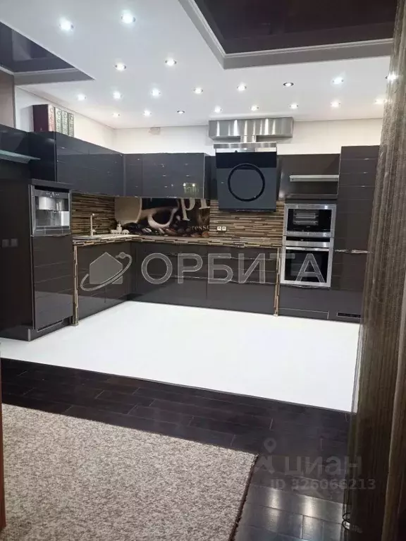 4-к кв. Тюменская область, Тюмень ул. Герцена, 45 (149.0 м) - Фото 1