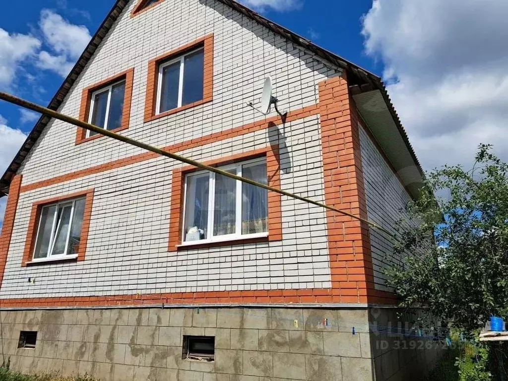 Дом в Белгородская область, Старооскольский городской округ, с. ... - Фото 1