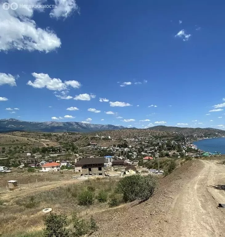 Участок в село Солнечногорское, Солнечная улица (7 м) - Фото 1