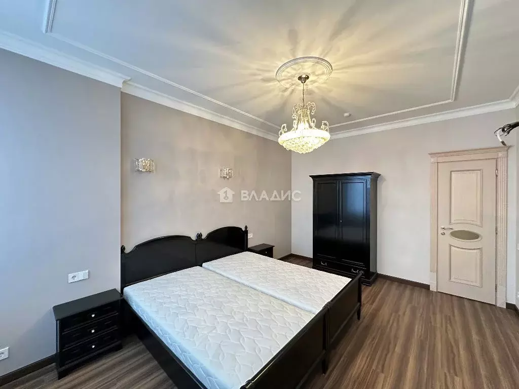 Продается 3-комнатная квартира - Фото 1