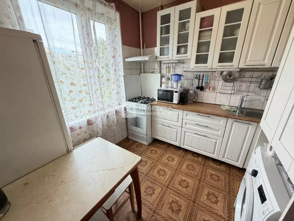 Продается 3-комнатная квартира - Фото 1
