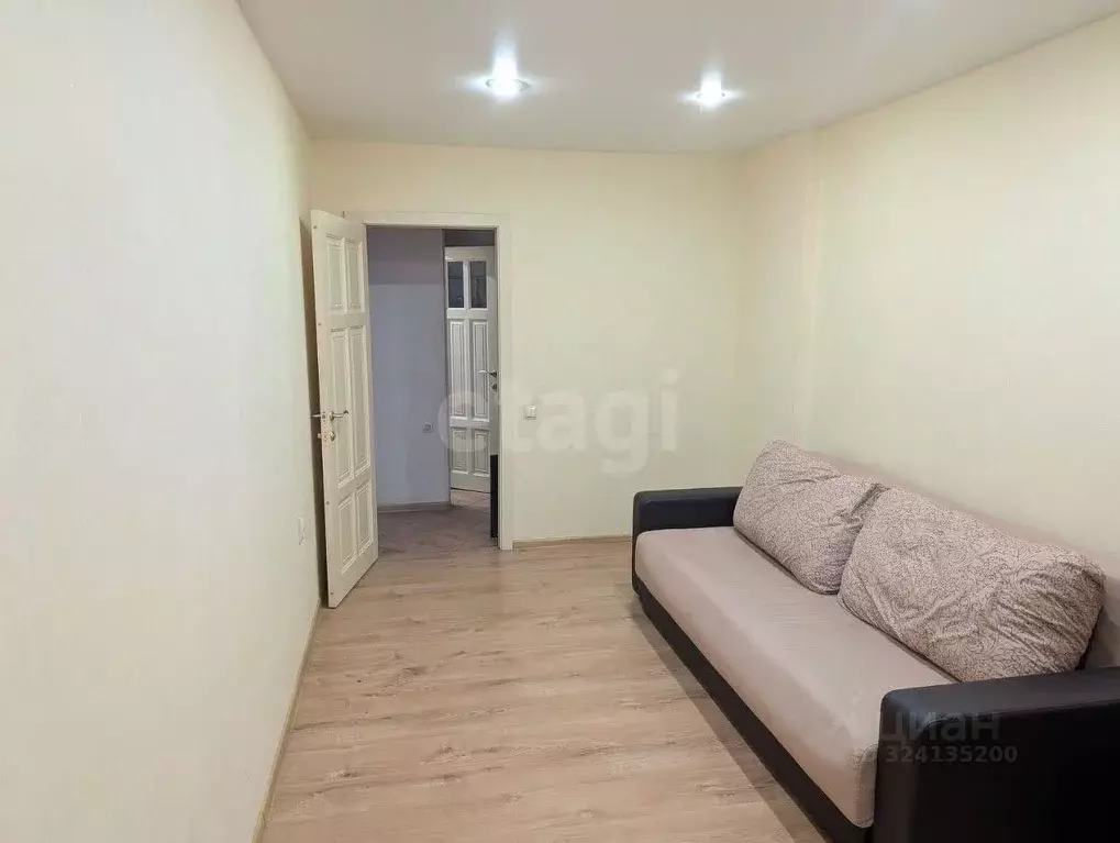 2-к кв. Пермский край, Пермь Автозаводская ул., 30 (47.7 м) - Фото 2