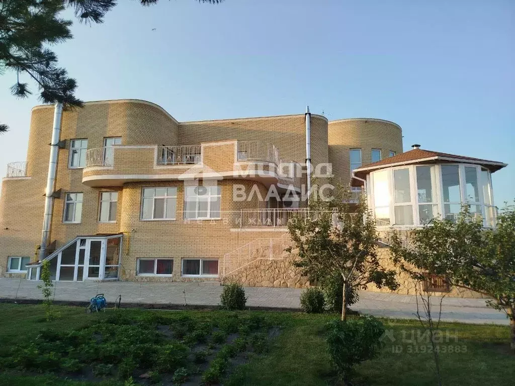 Дом в Омская область, Омск Юго-Западная ул. (800 м) - Фото 0