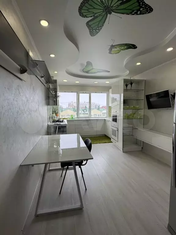 2-к. квартира, 70 м, 7/8 эт. - Фото 0
