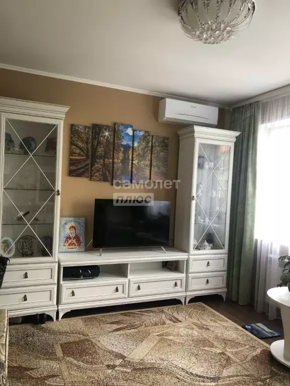 2-к кв. Тюменская область, Тюмень ул. Академика Сахарова, 44 (56.8 м) - Фото 1