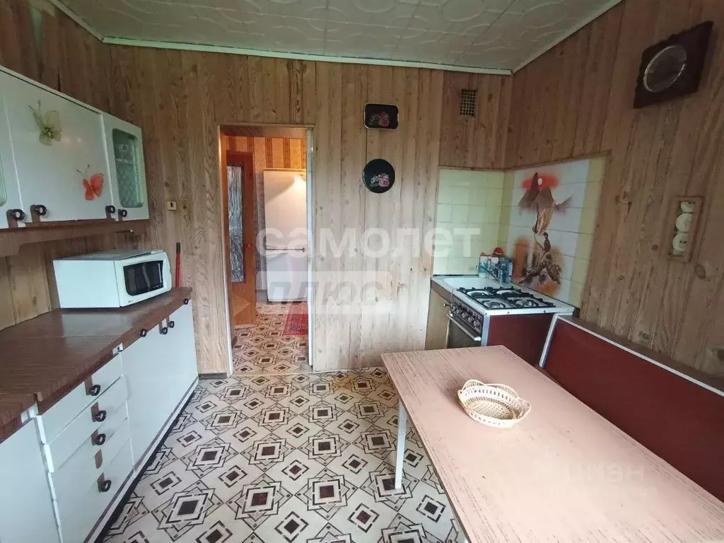 3-к кв. Псковская область, Псков Рижский просп., 69 (66.0 м) - Фото 0