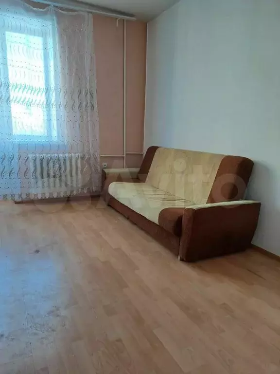 Комната 20 м в 3-к., 3/3 эт. - Фото 0