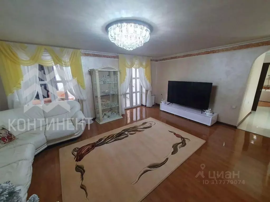 3-к кв. Крым, Евпатория просп. Победы, 63 (84.5 м) - Фото 0