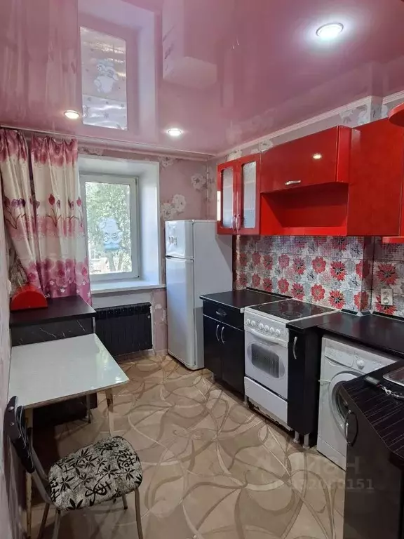 2-к кв. Хакасия, Абакан Пирятинская ул., 30 (50.0 м) - Фото 1