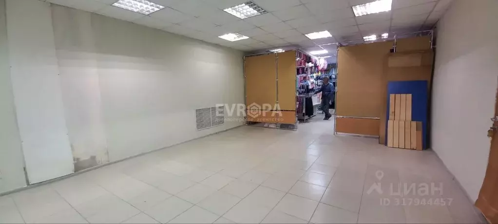 Торговая площадь в Ульяновская область, Ульяновск ул. ... - Фото 0