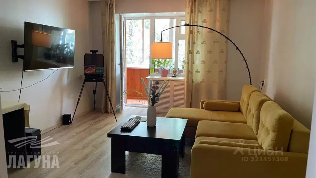 3-к кв. Томская область, Томск Киевская ул., 86г (58.1 м) - Фото 1