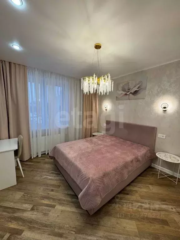 1-к кв. Тюменская область, Тюмень Новгородская ул., 9Б (36.0 м) - Фото 1