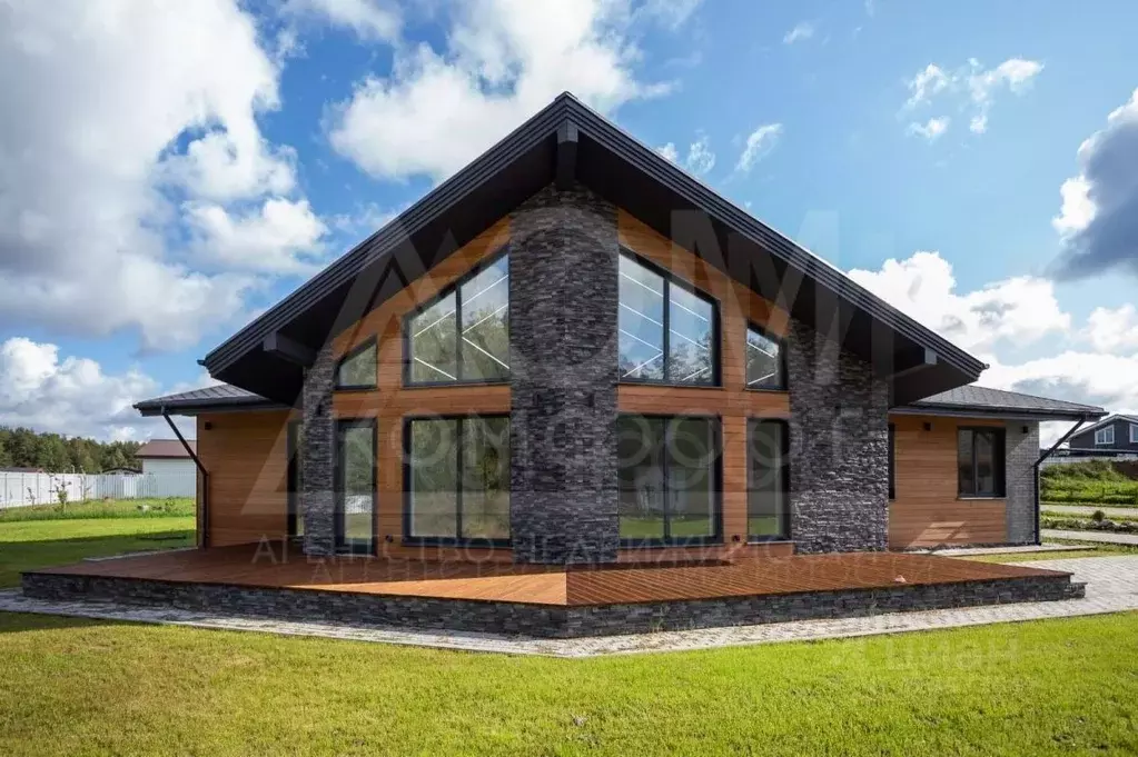 Дом в Ленинградская область, Приозерский район, Ларионовское с/пос, ... - Фото 1