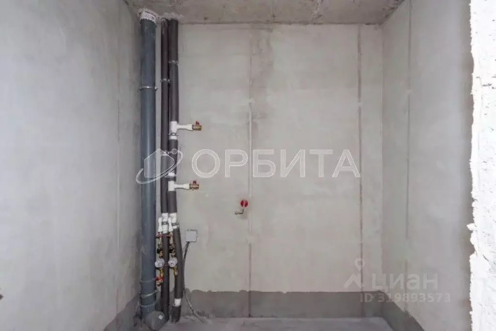 Студия Тюменская область, Тюмень Полевая ул., 117к8 (25.5 м) - Фото 1
