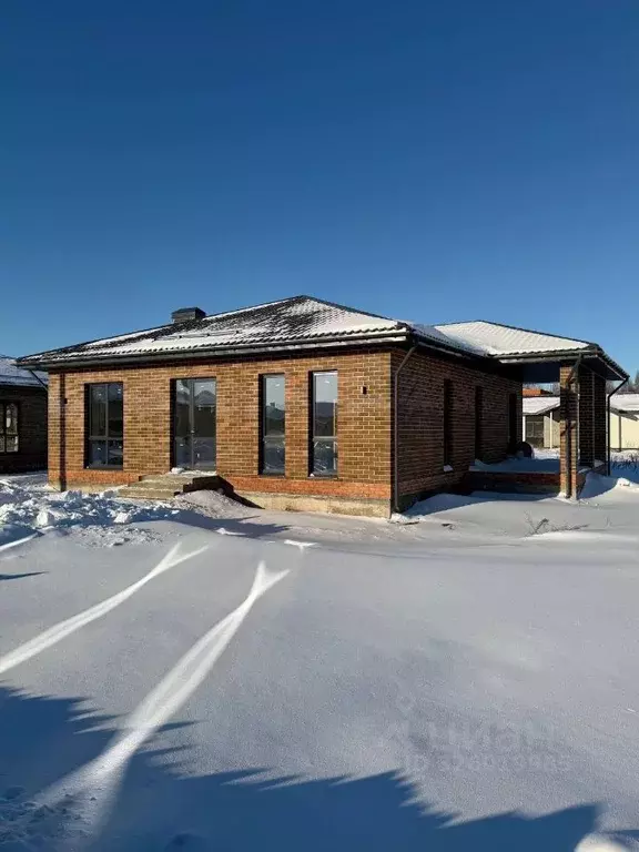 Коттедж в Татарстан, Лаишевский район, Столбищенское с/пос, с. ... - Фото 1