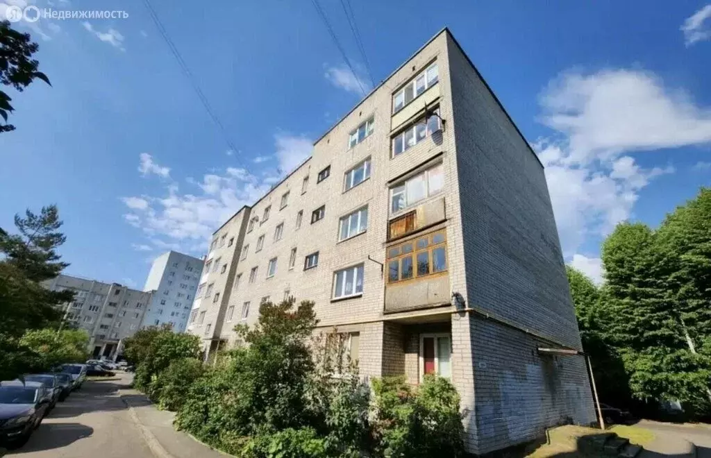 4-комнатная квартира: Калининград, улица Сержанта Мишина, 8 (4 м) - Фото 1