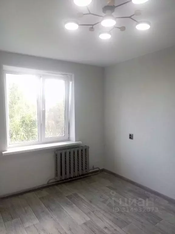 2-к кв. Псковская область, Псков Западная ул., 9 (53.1 м) - Фото 0