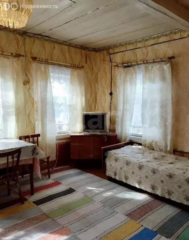 Дом в Кировская область, Омутнинское городское поселение, деревня ... - Фото 1