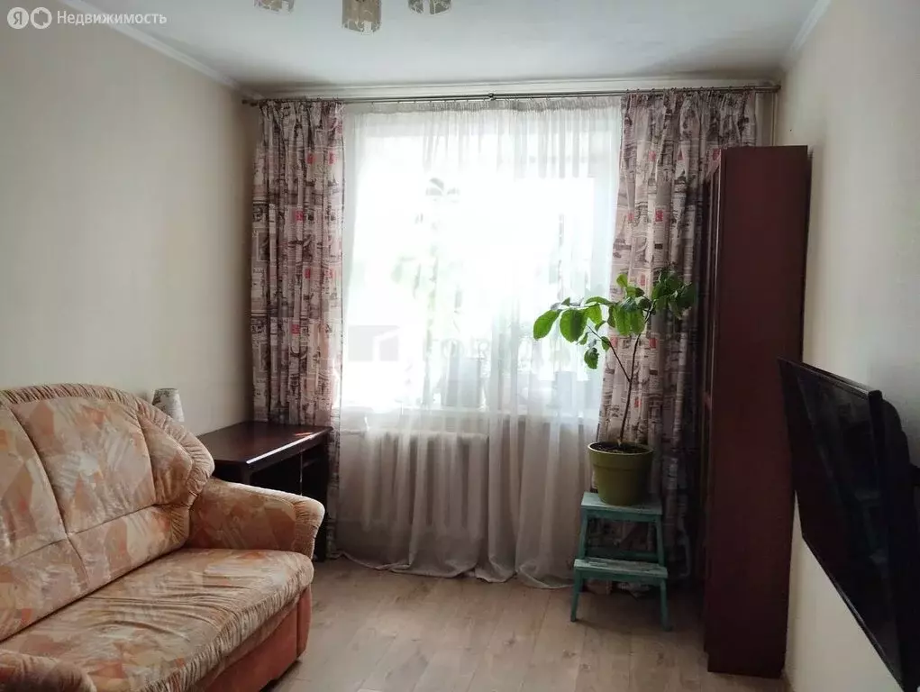 3-комнатная квартира: Новосибирск, улица Молодости, 46 (60 м) - Фото 1