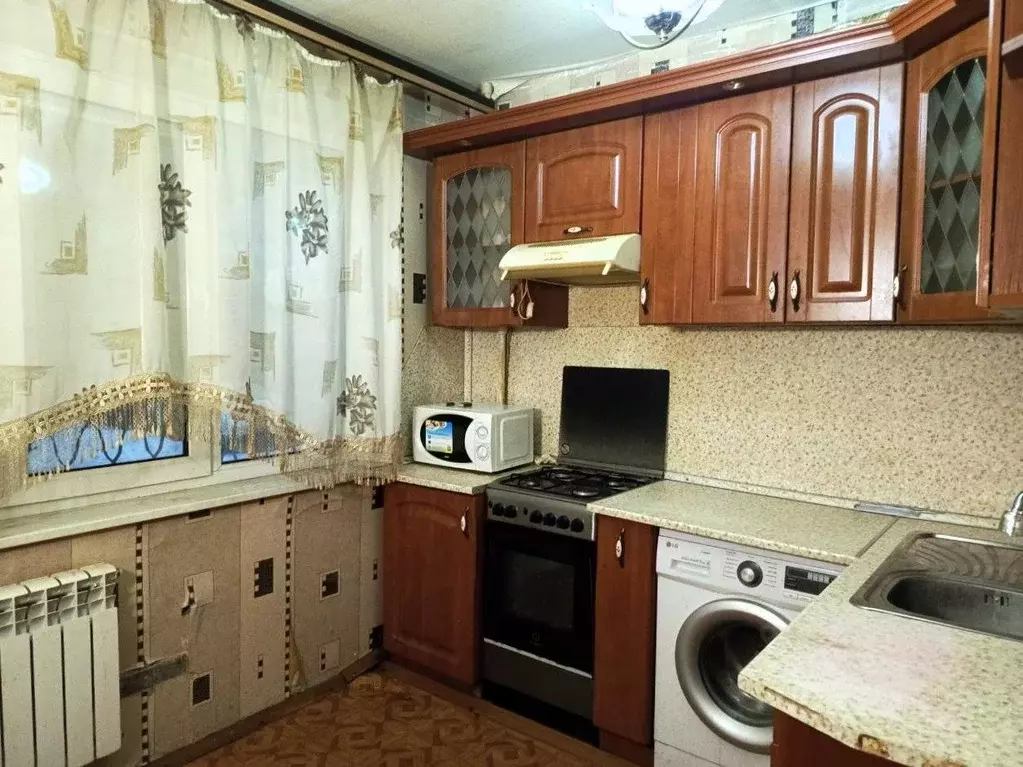 3-к кв. Ленинградская область, Гатчина ул. Слепнева, 15 (72.3 м) - Фото 1