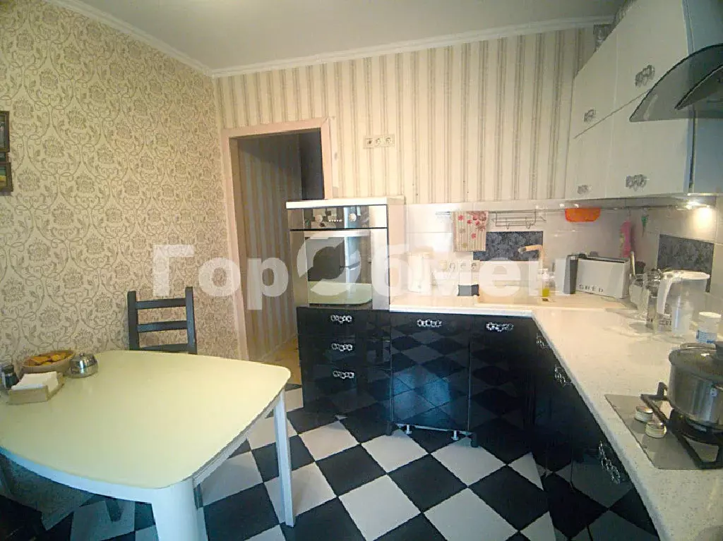 Продается 2-комнатная квартира - Фото 2