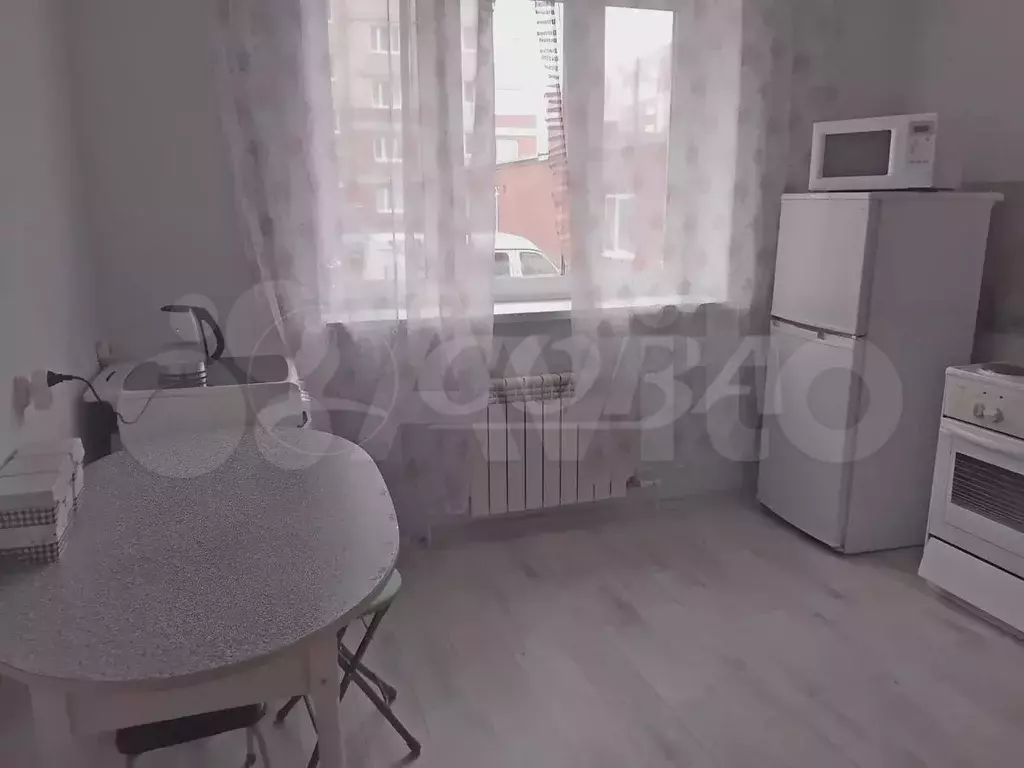 1-к. квартира, 36 м, 1/10 эт. - Фото 1
