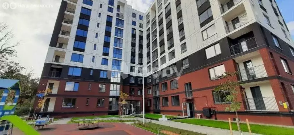 2-комнатная квартира: Гурьевск, переулок Байдукова, 4 (81.7 м) - Фото 1