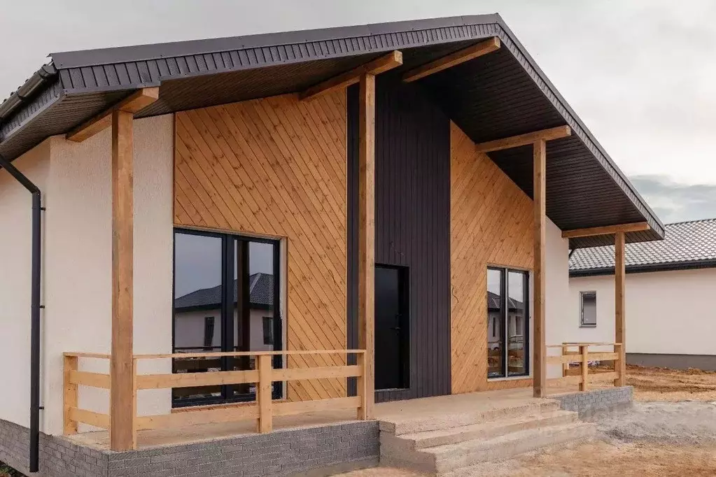 Дом в Свердловская область, Сысертский муниципальный округ, д. Малое ... - Фото 1