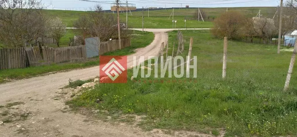 Участок в Мирное, улица Фазыл Ризы (6 м) - Фото 1