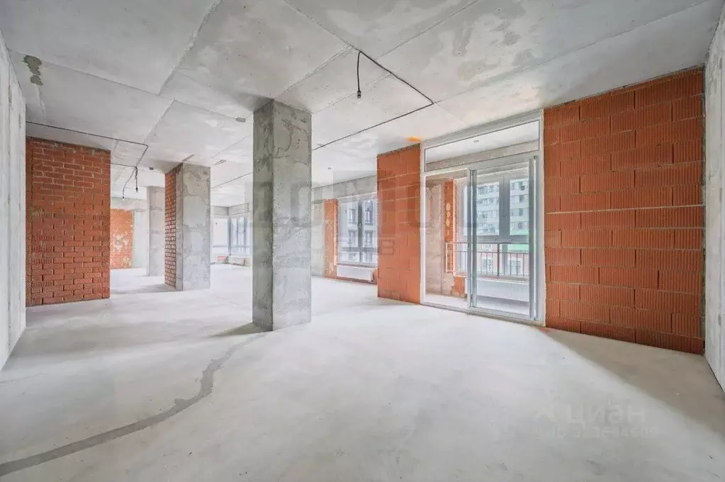 Свободной планировки кв. Свердловская область, Екатеринбург ул. ... - Фото 1