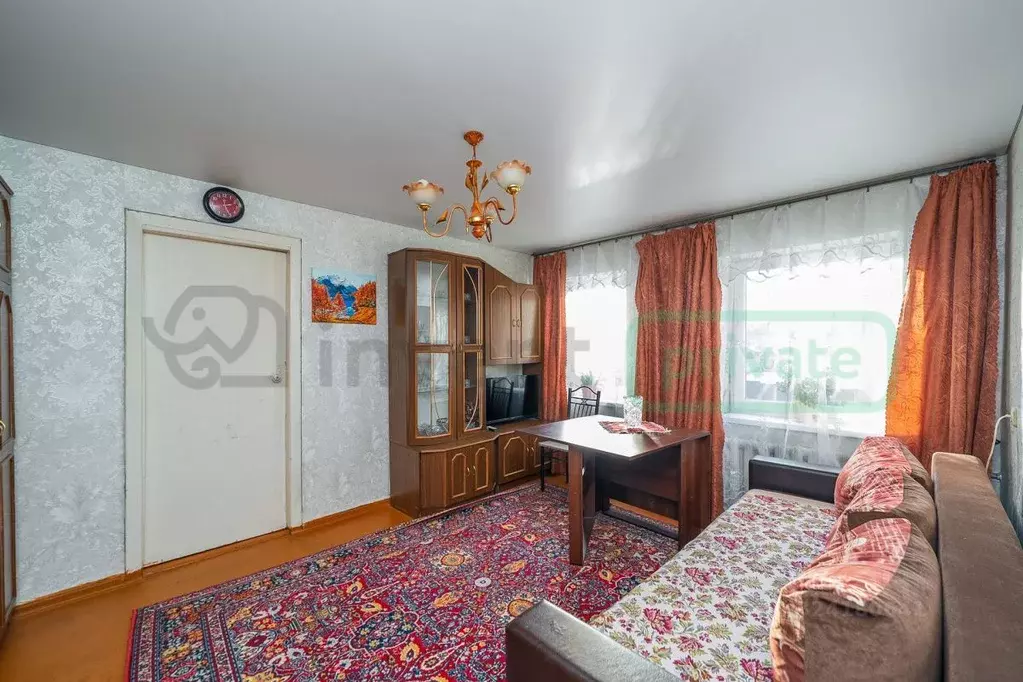 2-к кв. Калининградская область, Калининград Камская ул., 19 (36.7 м) - Фото 1