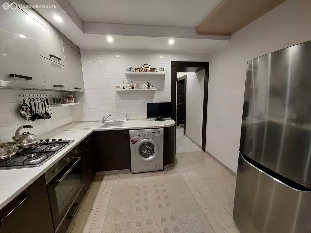 1-комнатная квартира: Ялта, улица Дзержинского, 33к2 (33 м) - Фото 1