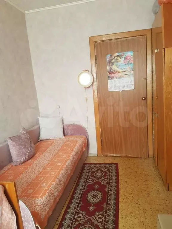 Комната 14 м в 2-к., 1/9 эт. - Фото 0