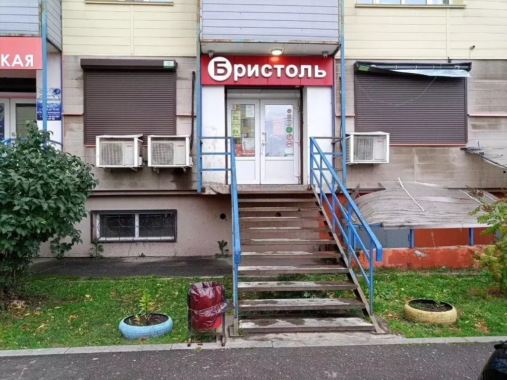 Помещение свободного назначения в Иркутская область, Иркутск Радужный ... - Фото 1