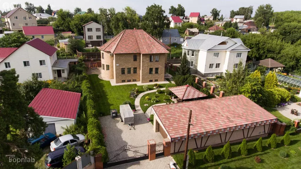 Дом в Барнаул, улица Пенаты, 42 (410 м) - Фото 1