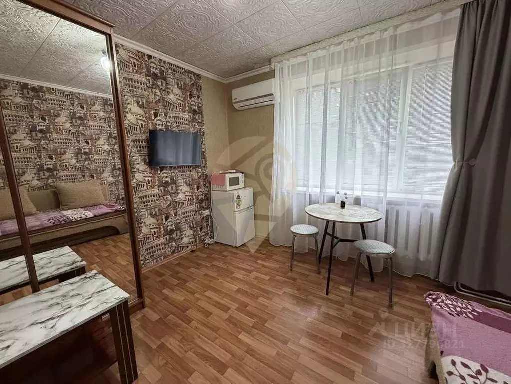 1-к кв. Белгородская область, Старый Оскол Интернациональный мкр, 13 ... - Фото 1