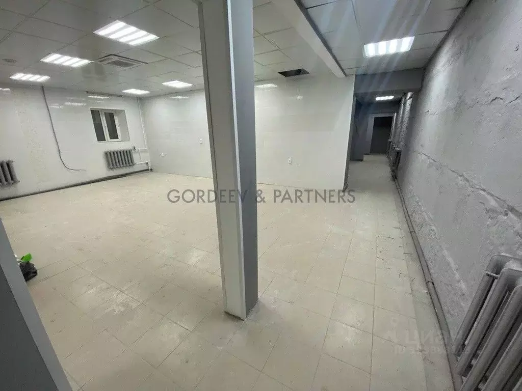 Помещение свободного назначения в Татарстан, Казань ул. Лобачевского, ... - Фото 1