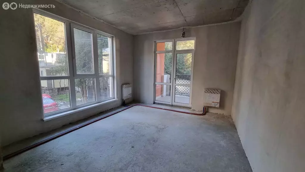 2-комнатная квартира: Ялта, улица Щорса, 10В (52 м) - Фото 2