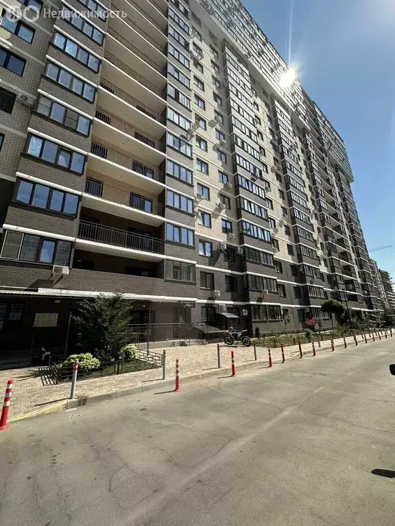 2-комнатная квартира: Краснодар, улица Евгении Жигуленко, 13к2 (55 м) - Фото 0