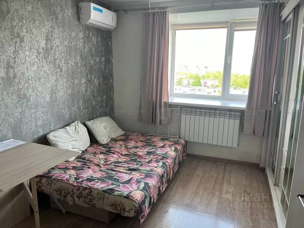 1-к кв. Татарстан, Казань ул. Братьев Касимовых, 82 (18.0 м) - Фото 0