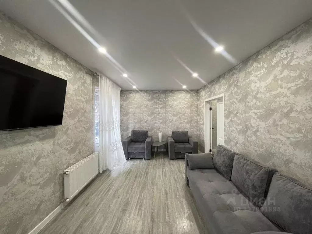 2-к кв. Северная Осетия, Владикавказ ул. Астана Кесаева, 39 (80.0 м) - Фото 1