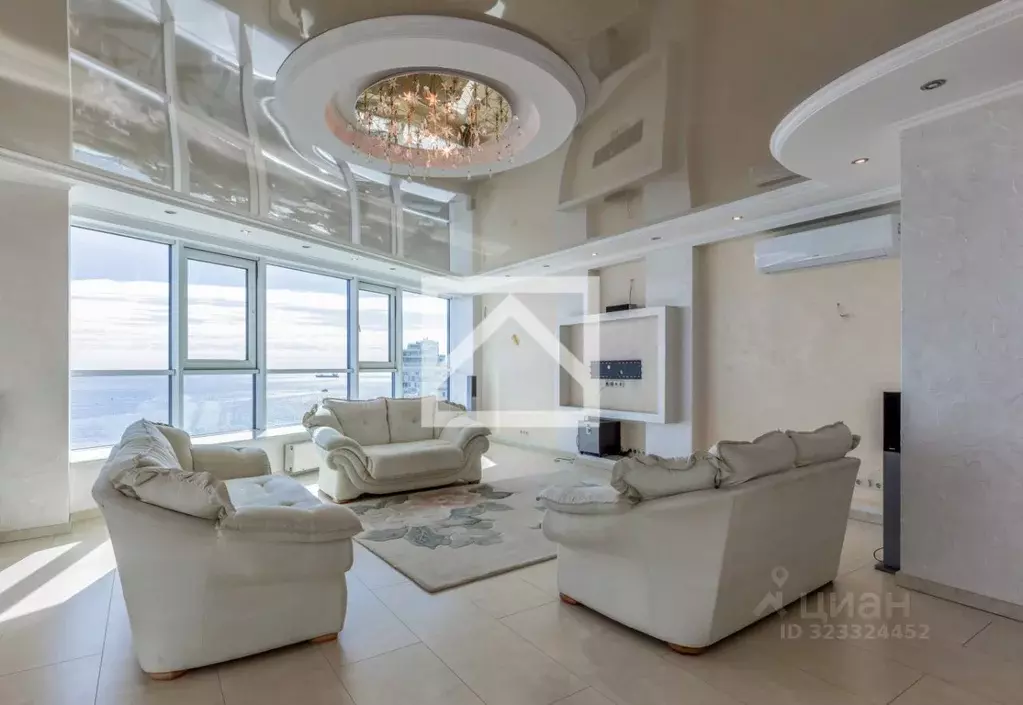 3-к кв. Крым, Ялта ул. Гоголя, 4 (225.6 м) - Фото 1