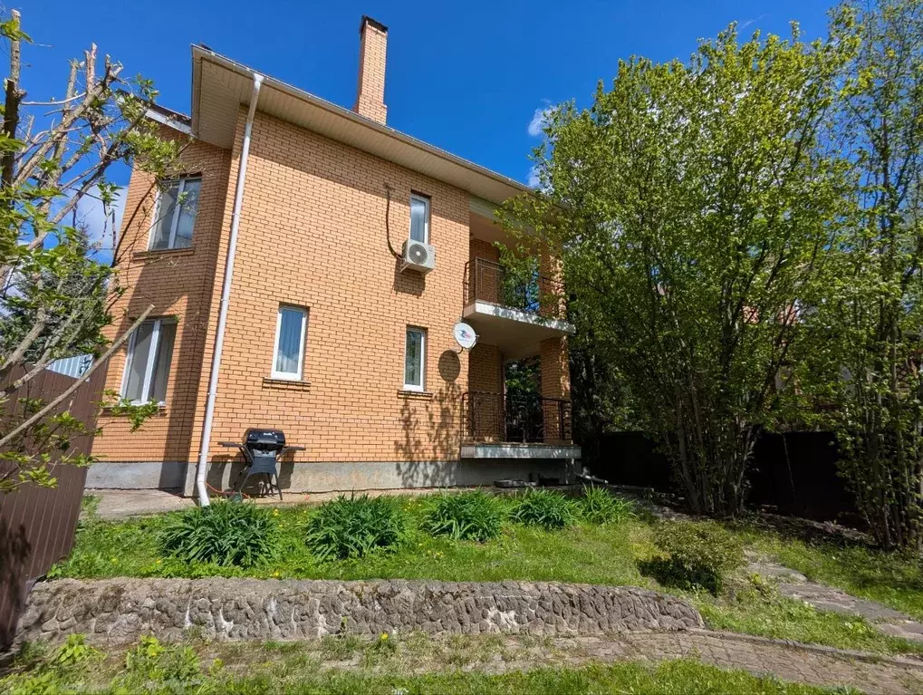 Коттедж в Московская область, Красногорск Опалиха мкр, Сиреневая ул., ... - Фото 1