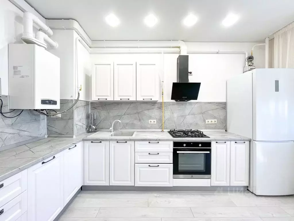 2-к кв. Краснодарский край, Анапа Алексеевка мкр, ул. Лазурная, 10к2 ... - Фото 1