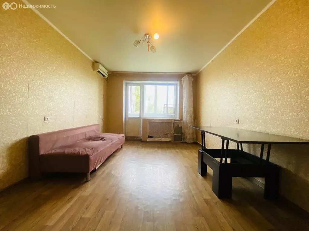 2-комнатная квартира: Ростов-на-Дону, улица Содружества, 37 (50 м) - Фото 0